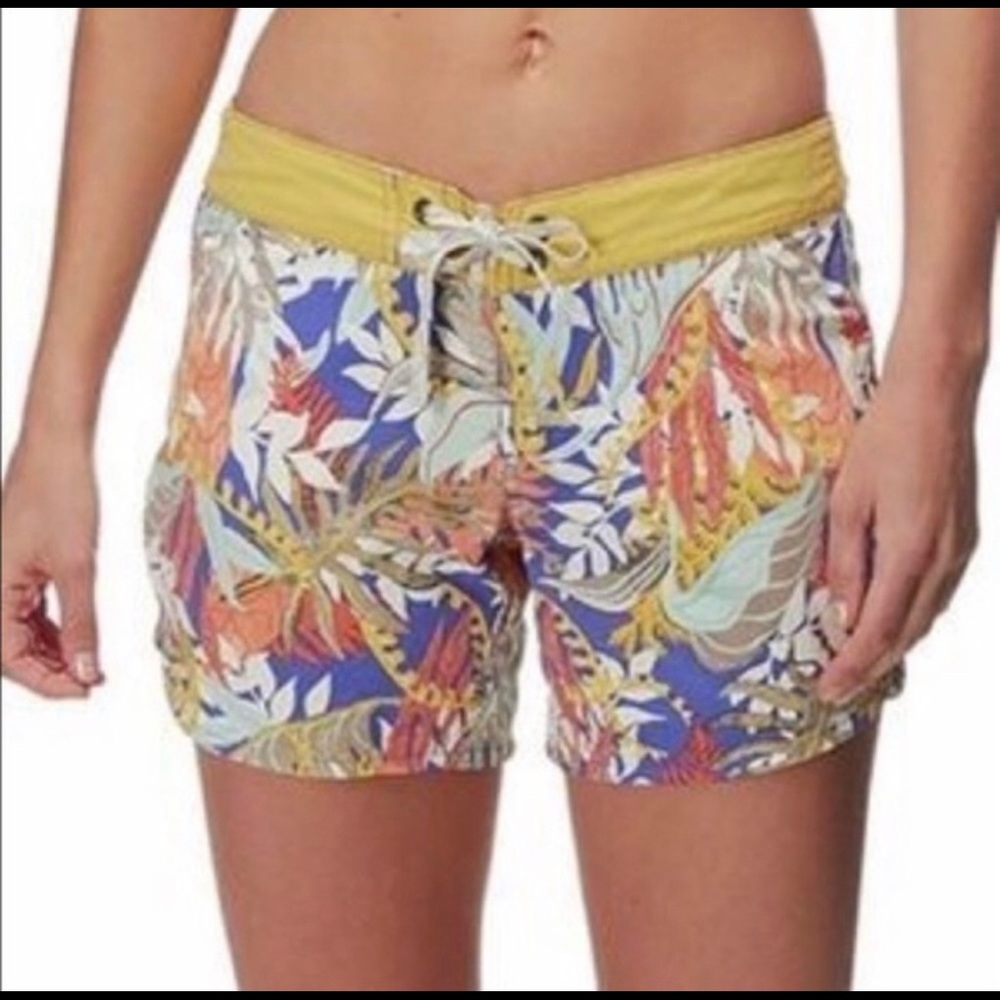 Patagonia Wavefarer Board Shorts Jurassic Fern 10